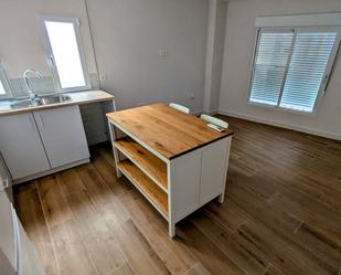 Kitchen of Apartment to rent in  Granada Capital  with Air Conditioner, Washing machine and Balcony