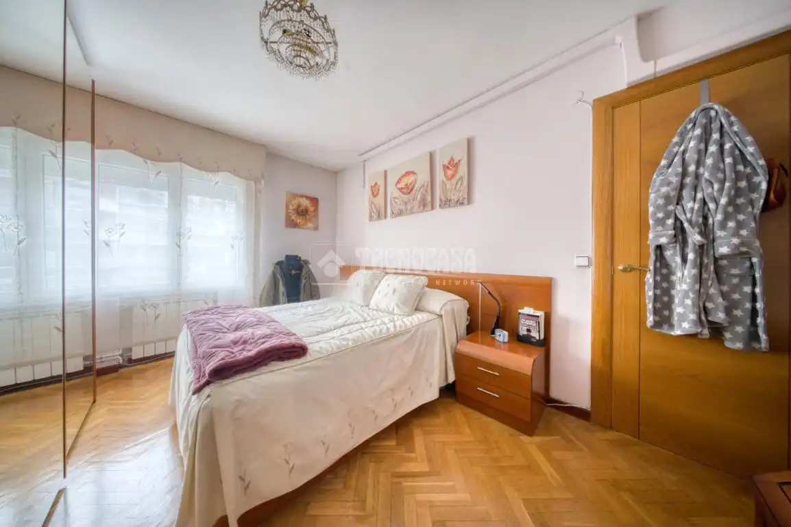Habitación de Piso en venta en Valladolid con Calefacción, Terraza y Trastero