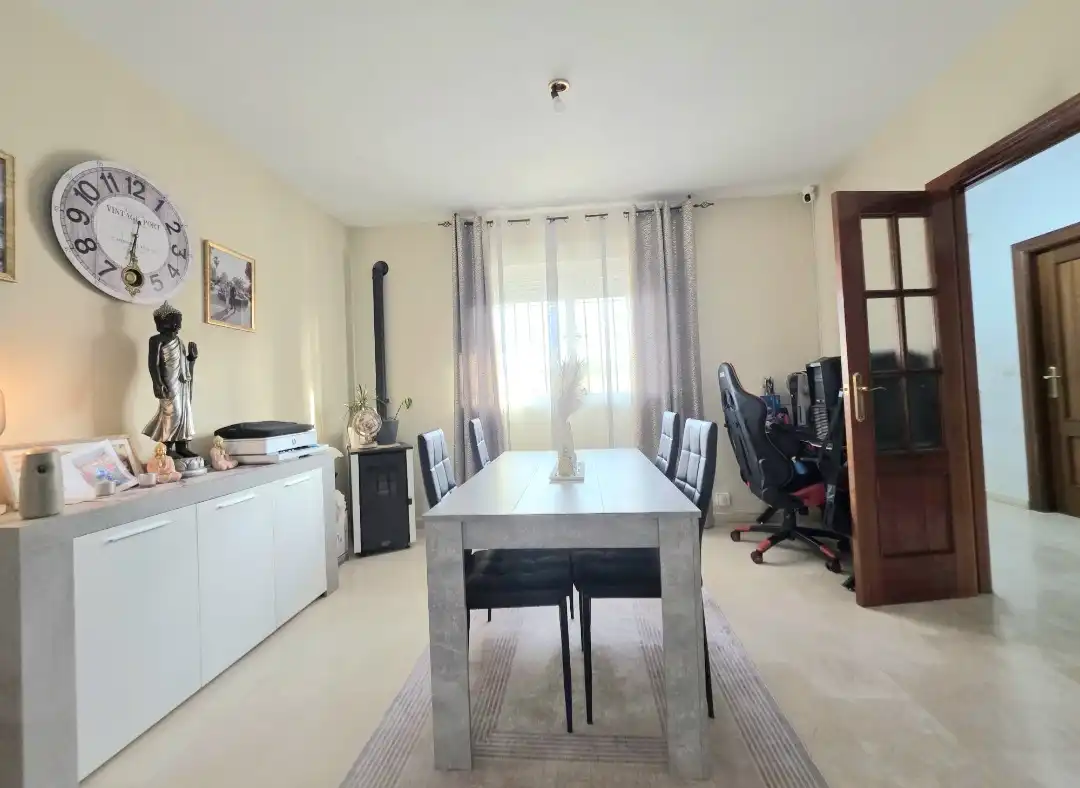 Terraced house with terrace for sale in Calle del Olivillo 25, imagen 4
