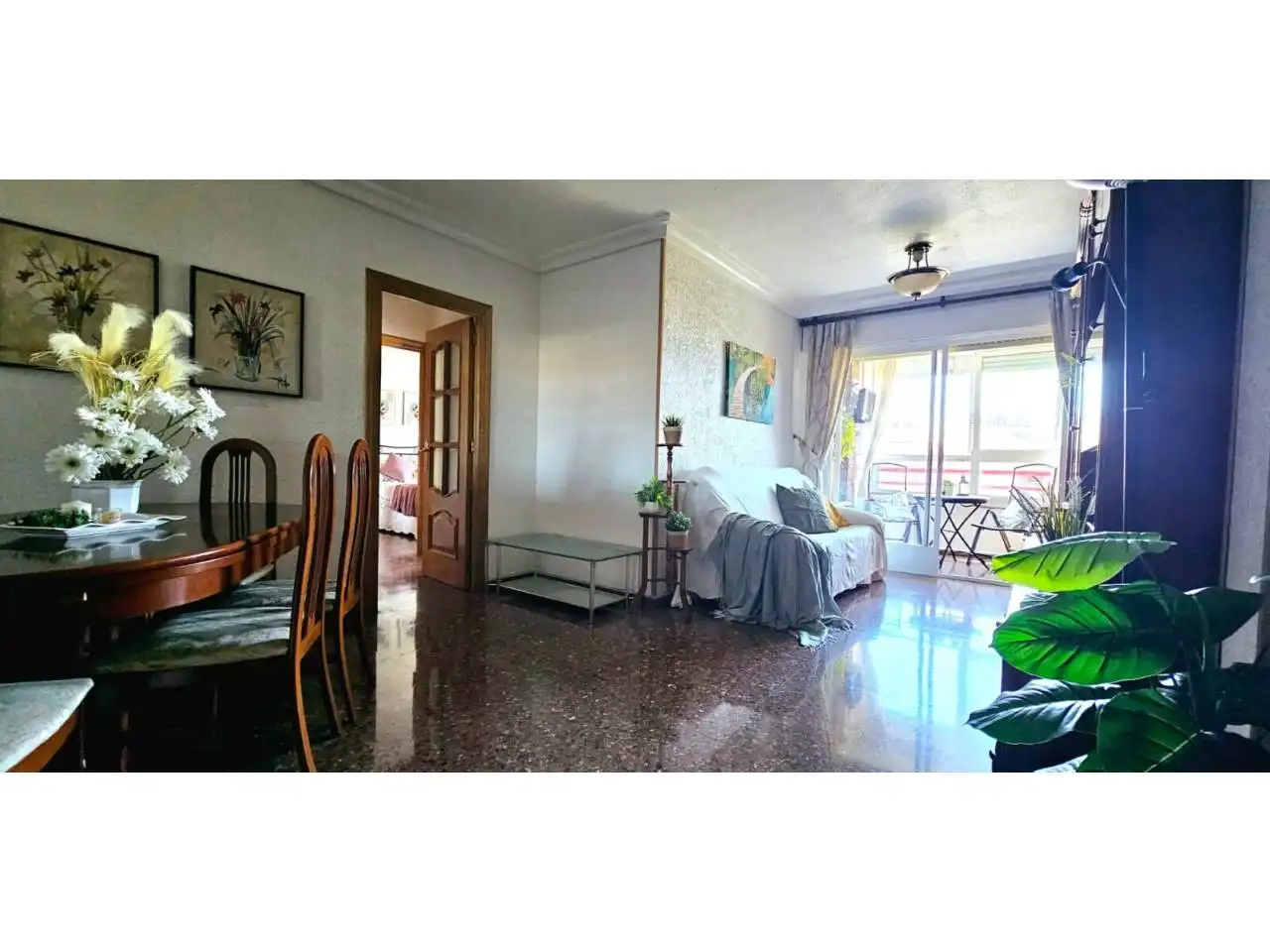 Living room of Flat for sale in Casco Urbano