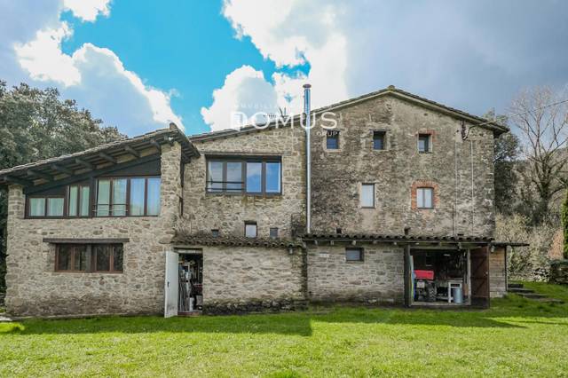 Finca rústica en Venta en El Pont en Santa Pau