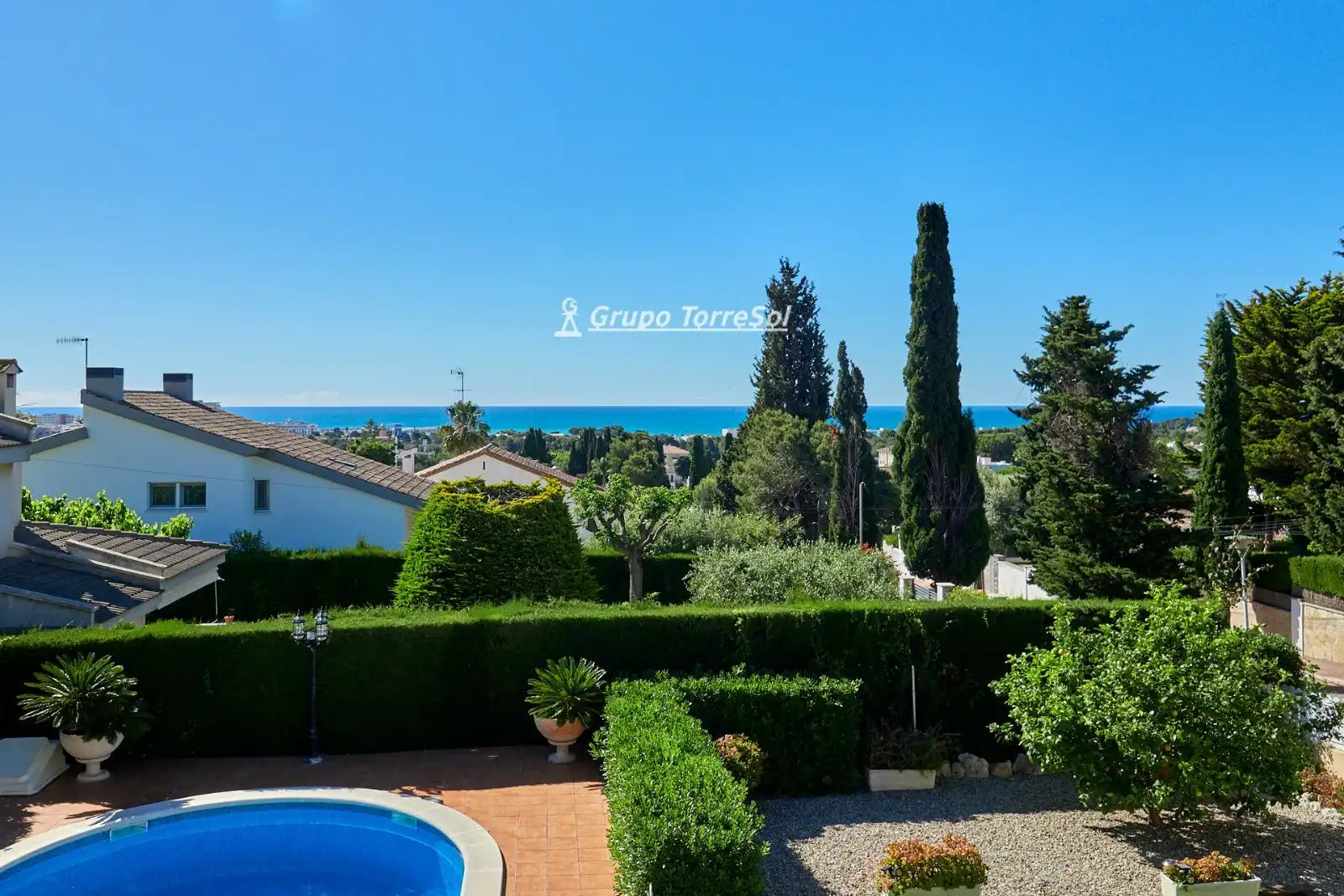 Vista exterior de Casa o chalet en venta en El Vendrell con Calefacción, Terraza y Piscina