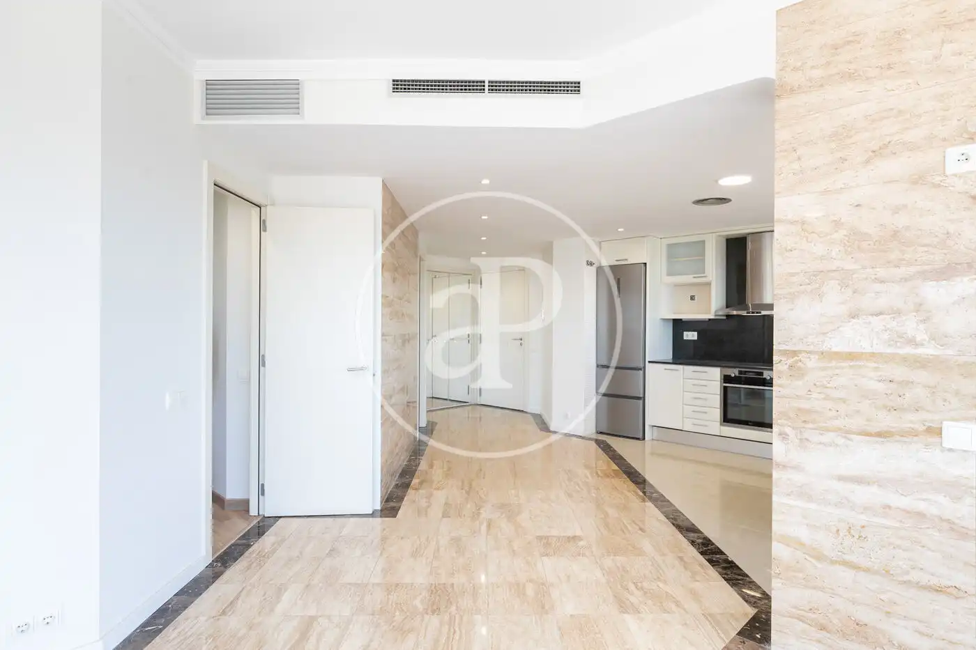 Piso en venta en Barcelona con Aire acondicionado, Calefacción y Jardín privado