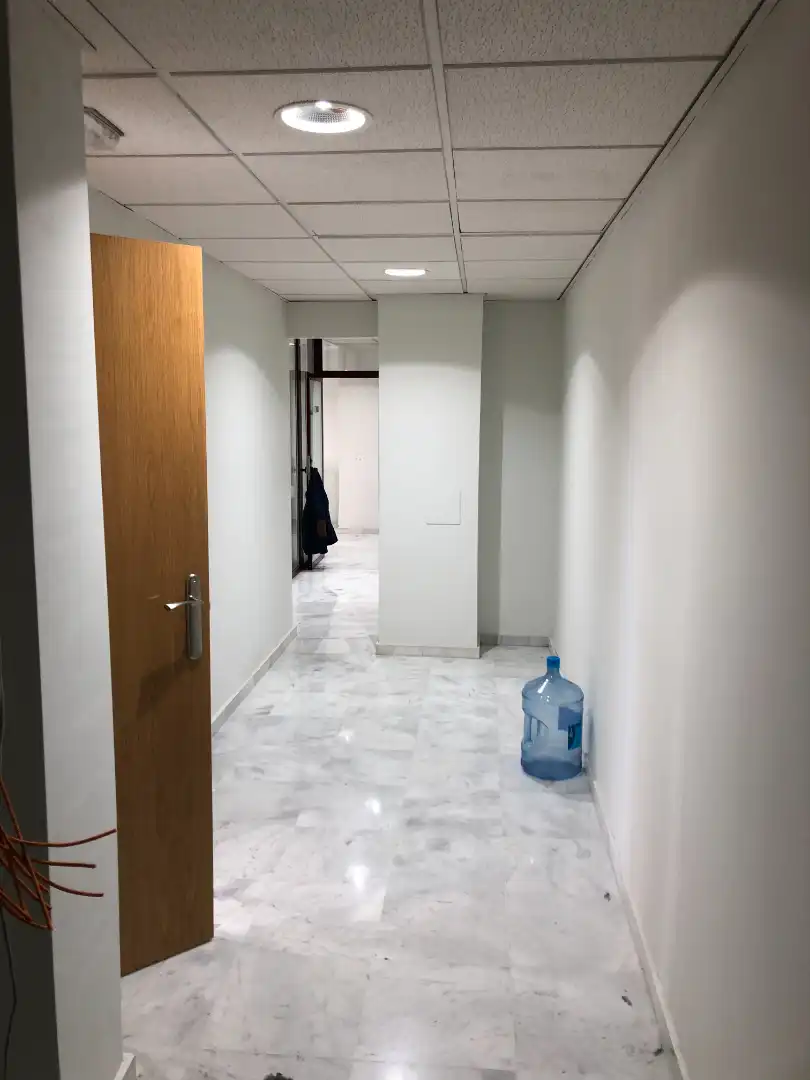 Office for sale in Jaén  with Air Conditioner and Furnished