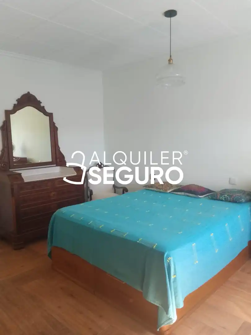 Casa o chalet de alquiler en Violetas, Cobatillas