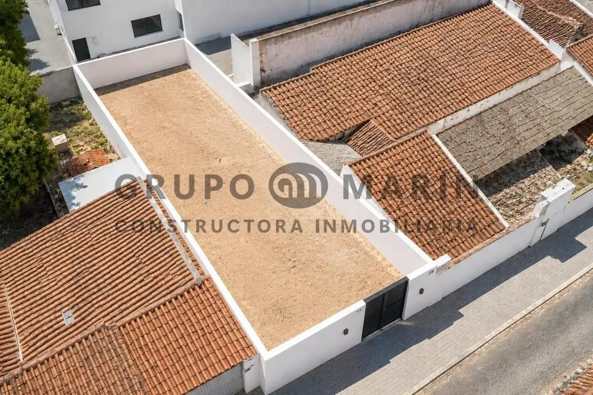 Wohnbaugrundstück zum Verkauf in Carrer De Fluvià
