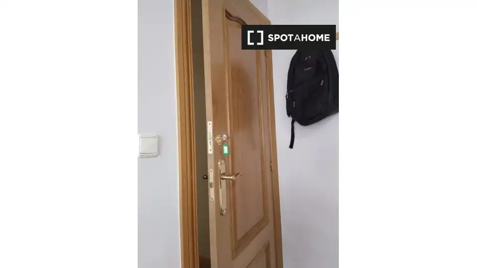 Habitación de Piso para compartir en Delicias
