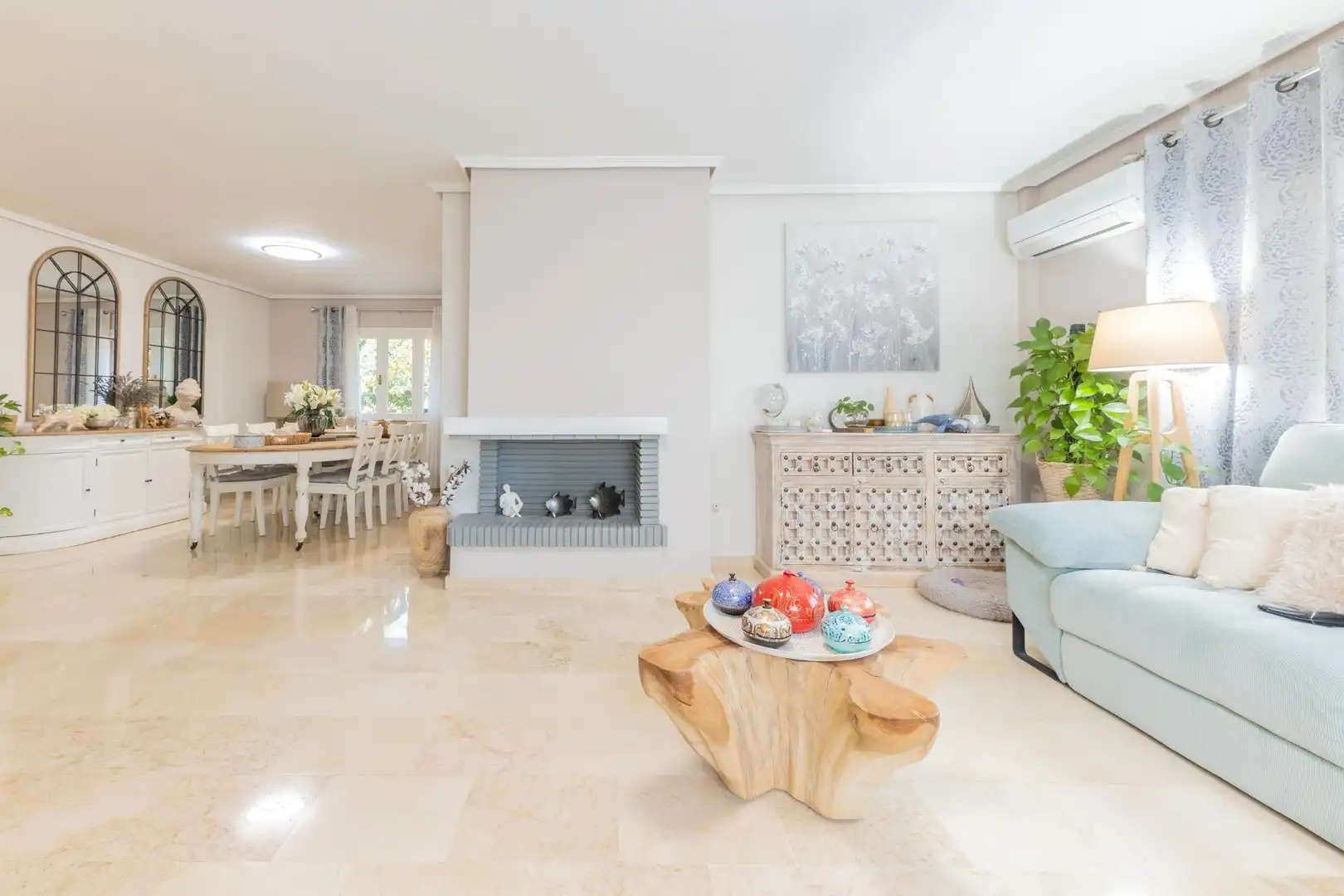 Living room of Houses for sale in Requena  with Private garden, Terrace and Swimming Pool