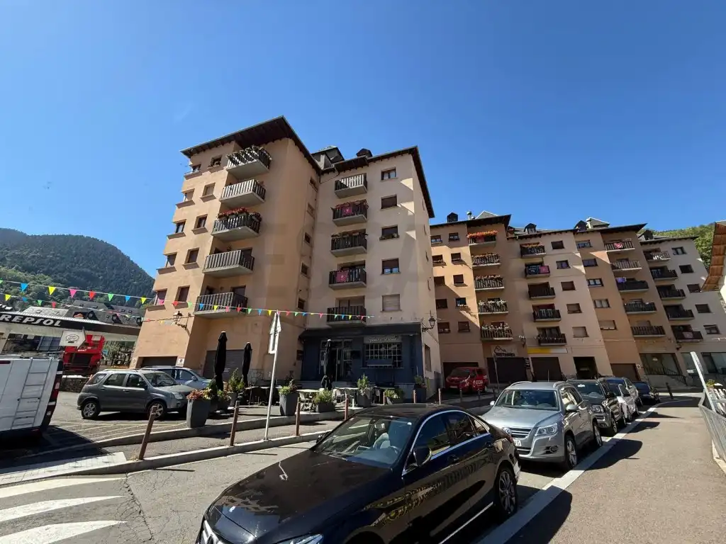 Exterior view of Apartments for sale in Vielha e Mijaran