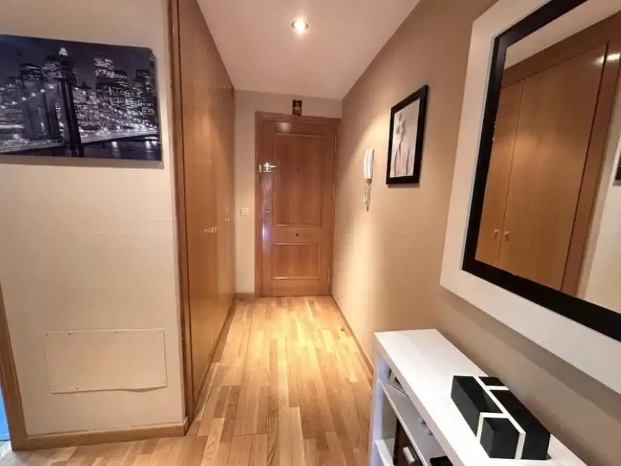 Wohnung zum Verkauf in Arganda del Rey mit Klimaanlage, Heizung und Terrasse