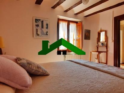 Bedroom of House or chalet for sale in Medina de Pomar