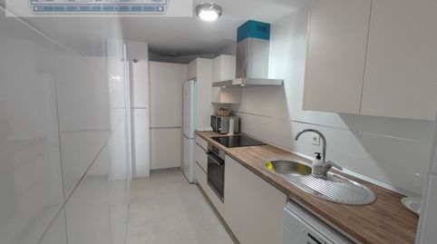 Foto 3 de Piso de alquiler en Avenida de Europa, Montequinto