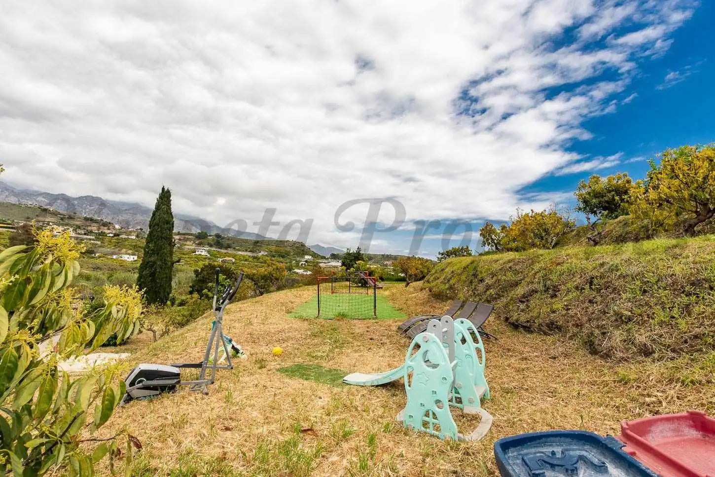 Casa amb piscina en venda a Avda Pescia - Ctra de Frigiliana, imagen 36