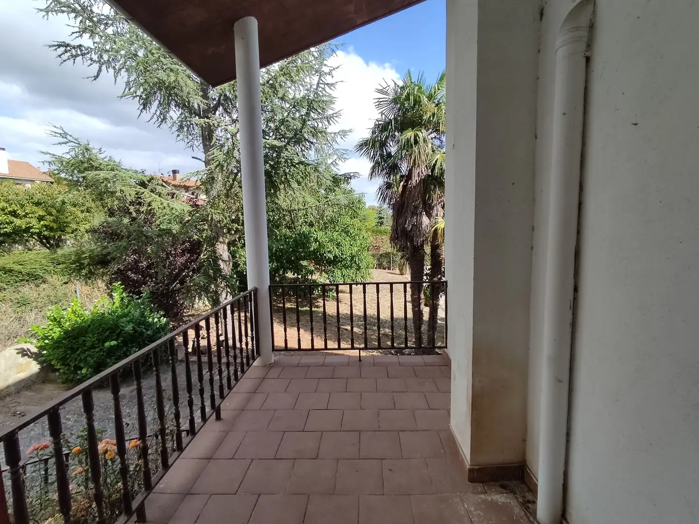 Terrassa de Casa o xalet en venda en Iruña Oka / Iruña de Oca amb Jardí privat, Traster i Piscina
