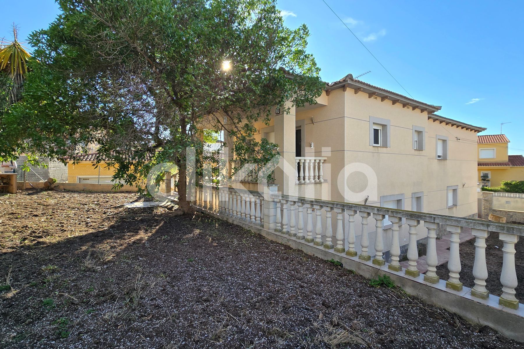 Vista exterior de Casa o xalet en venda en El Vendrell amb Aire condicionat, Terrassa i Traster