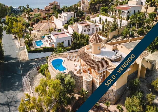 Casa-chalet en Venta en ITALIA, 7 en Pueblo Español - Coveta Fumá