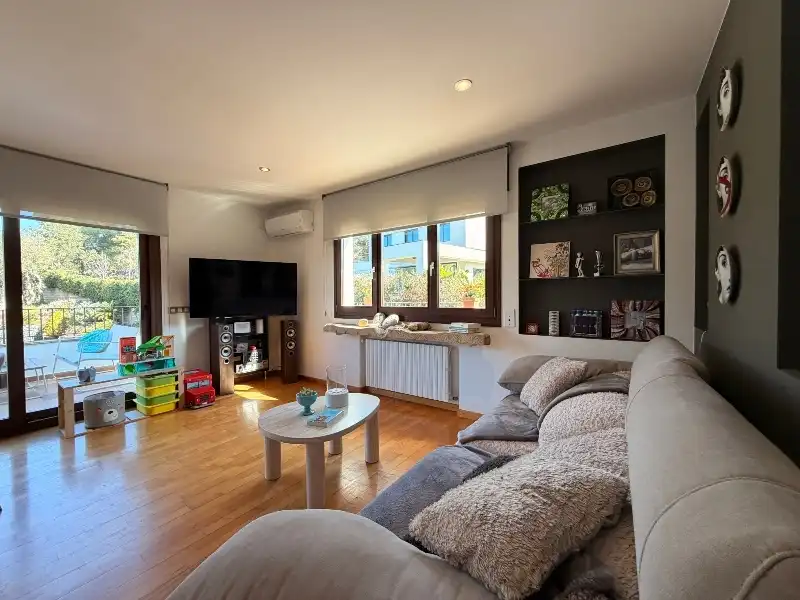 Sala de estar de Casa o chalet en venta en Palafrugell con Aire acondicionado, Calefacción y Jardín privado