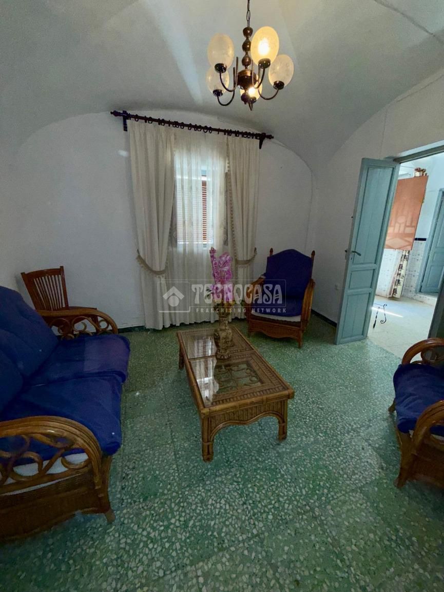 Sala d'estar de Casa adosada en venda en Trujillanos