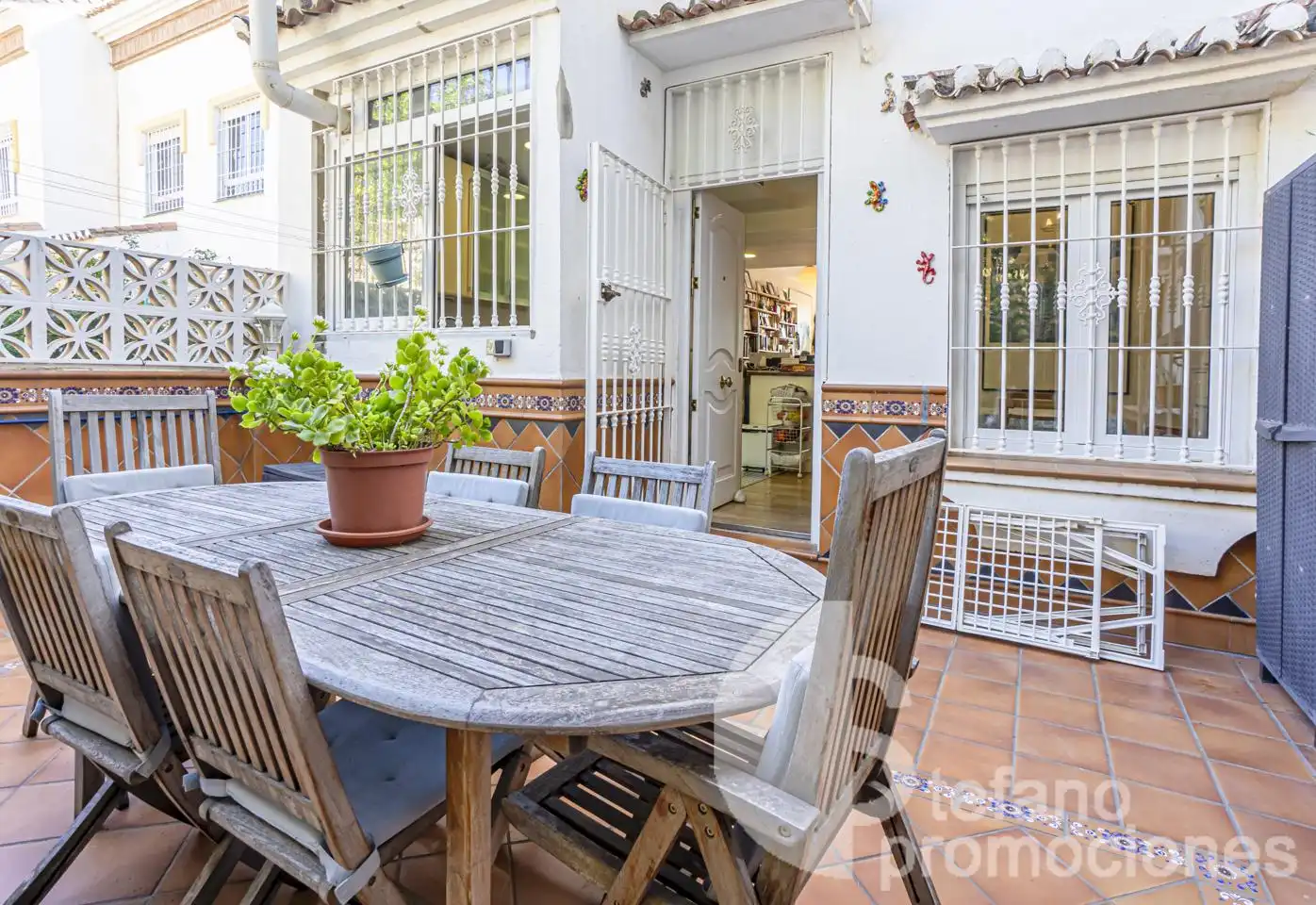 Garden of Detached homes for sale in Málaga  with Air Conditioner, Parquet flooring and Terrace