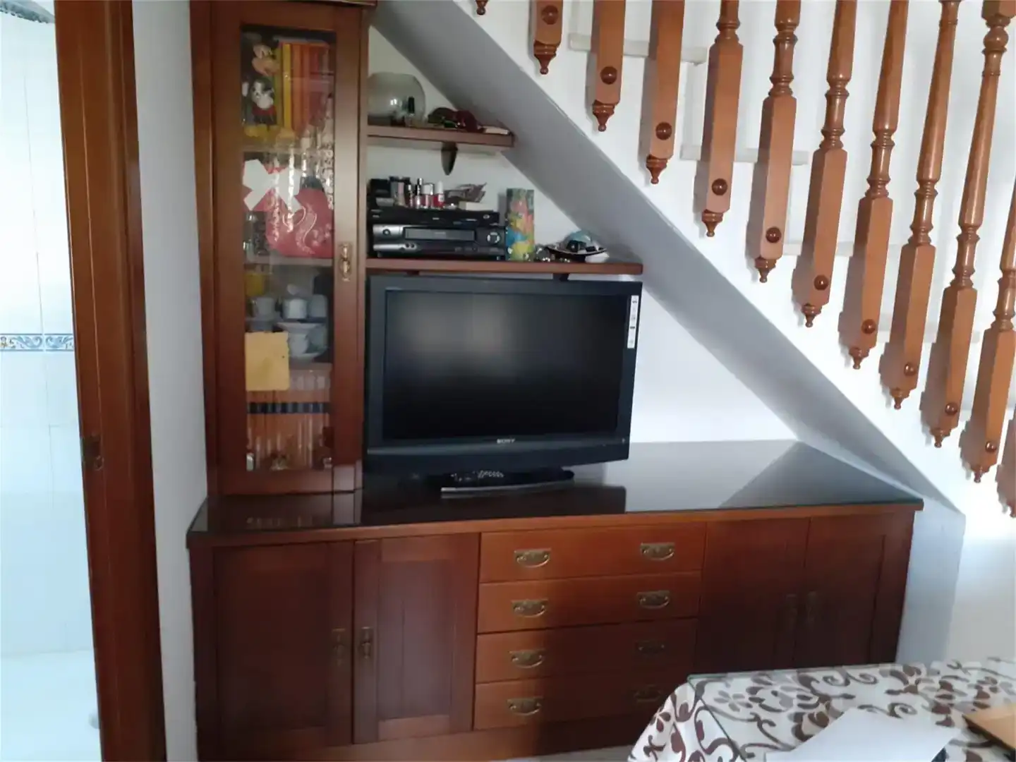 Sala de estar de Planta baja en venta en Ubrique con Aire acondicionado, Trastero y Amueblado