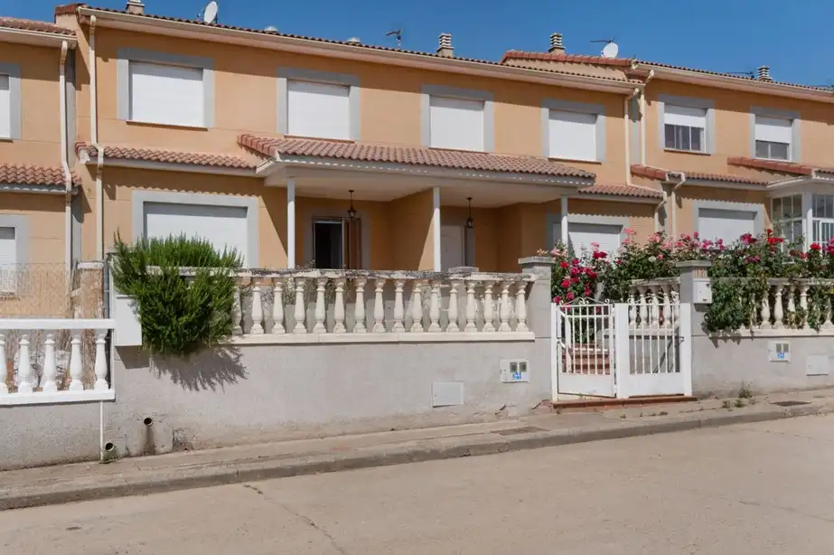 Exterior view of Detached homes for sale in Aldearrubia