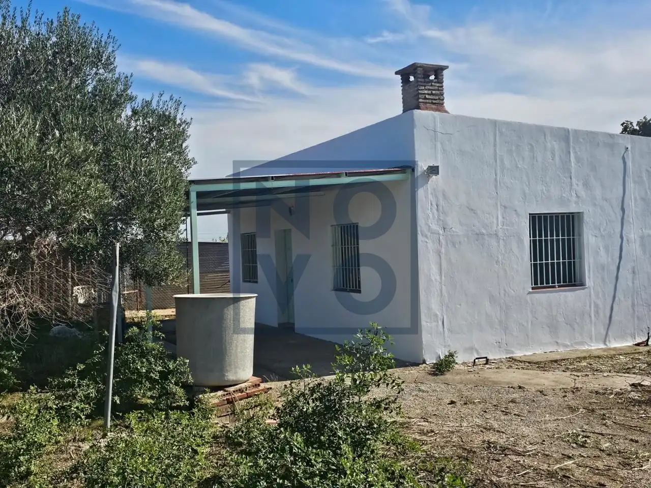 Außenansicht von Country house zum Verkauf in Lebrija