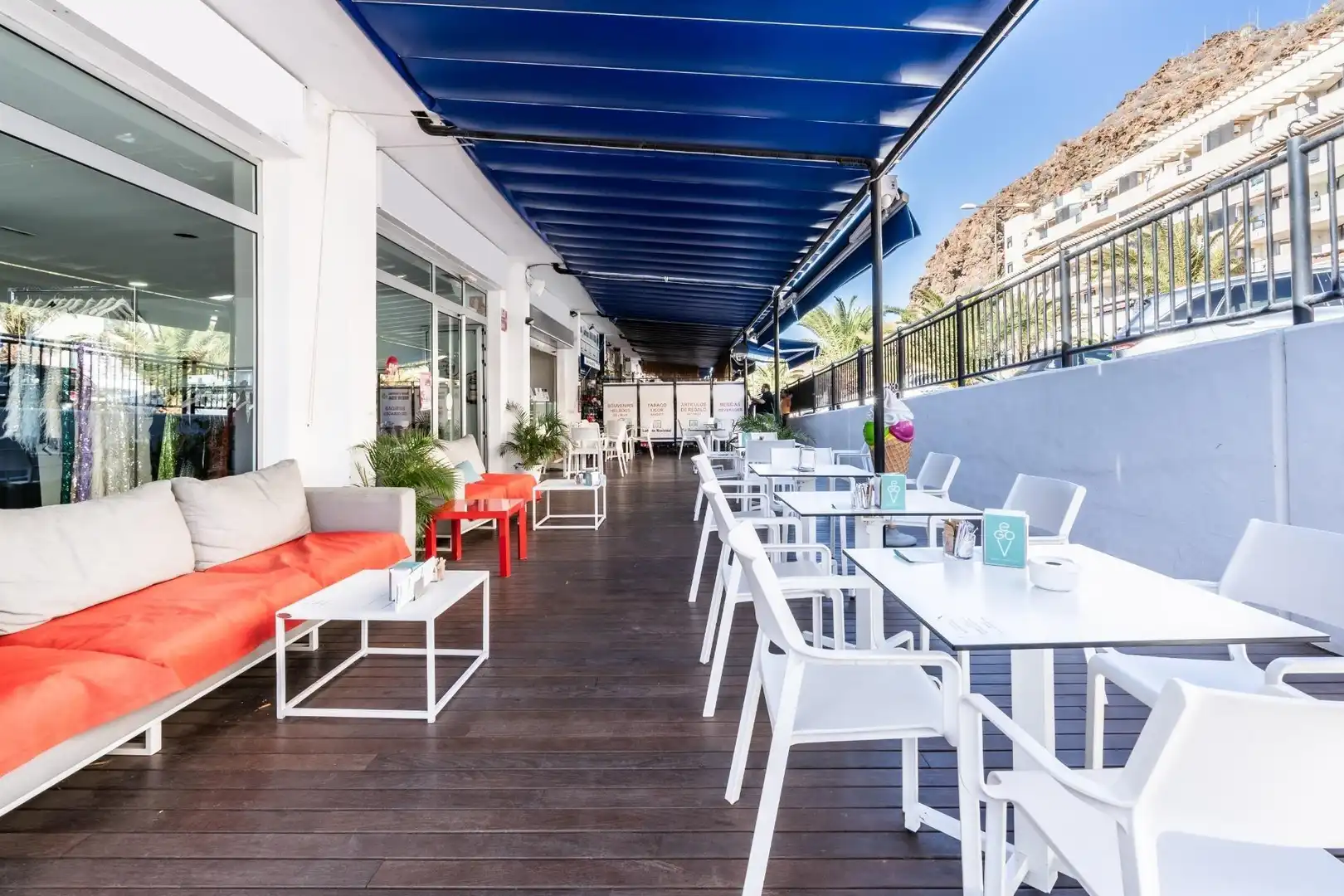 Terraza de Local en traspaso en Arona con Terraza