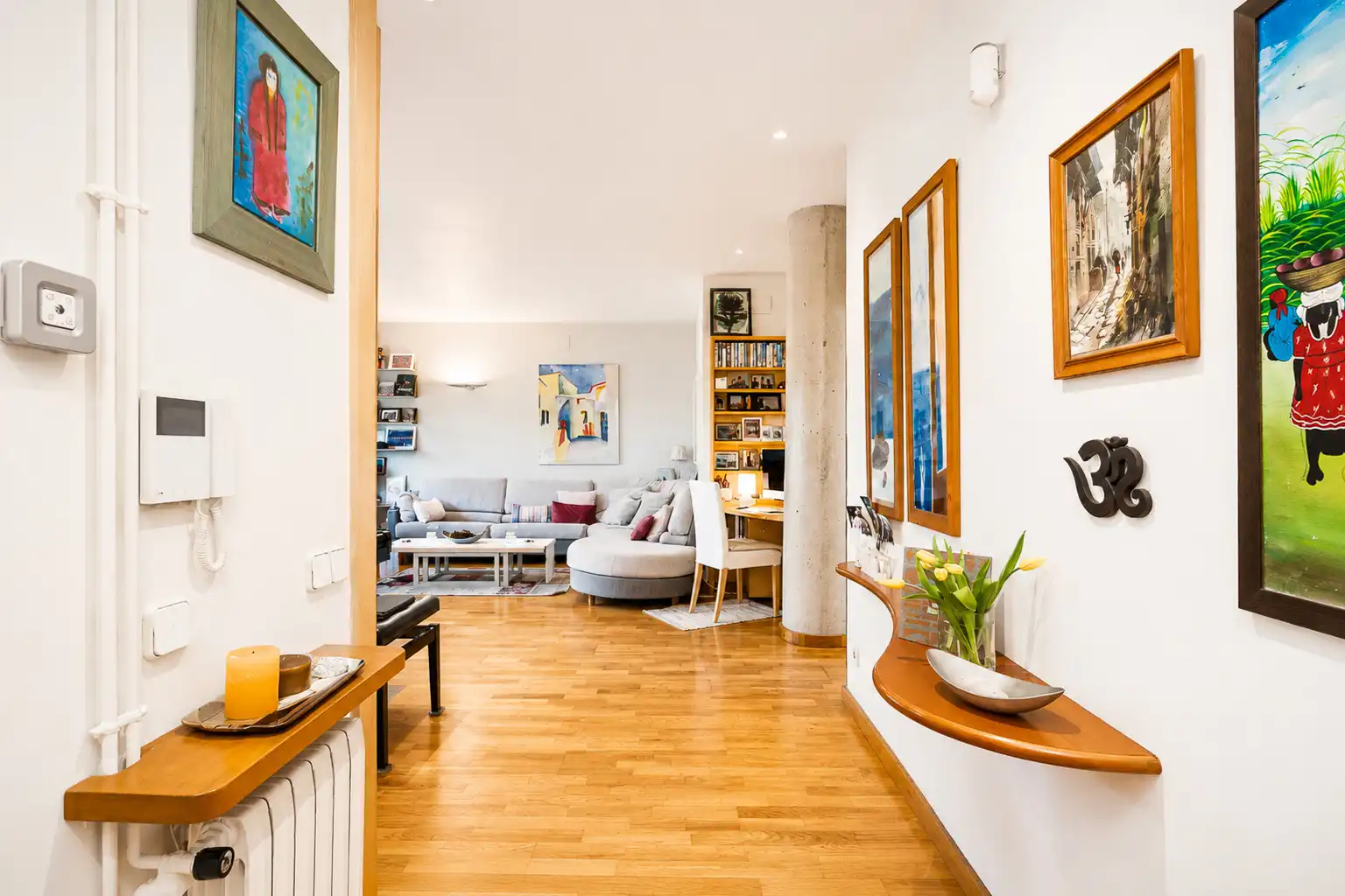 Sala d'estar de Pis en venda en Barcelona amb Aire condicionat, Calefacció i Parquet