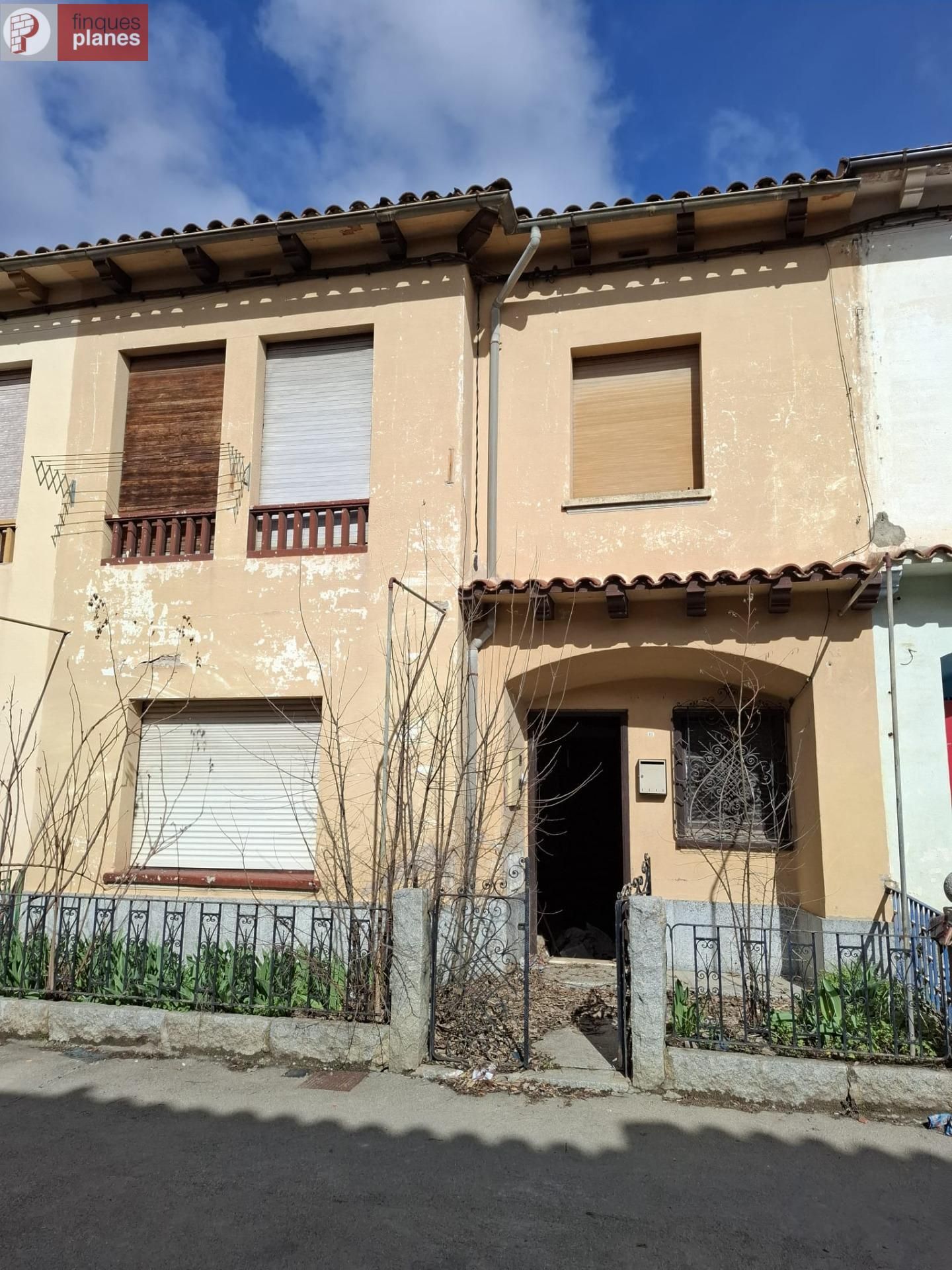 Vista exterior de Casa o xalet en venda en La Seu d'Urgell