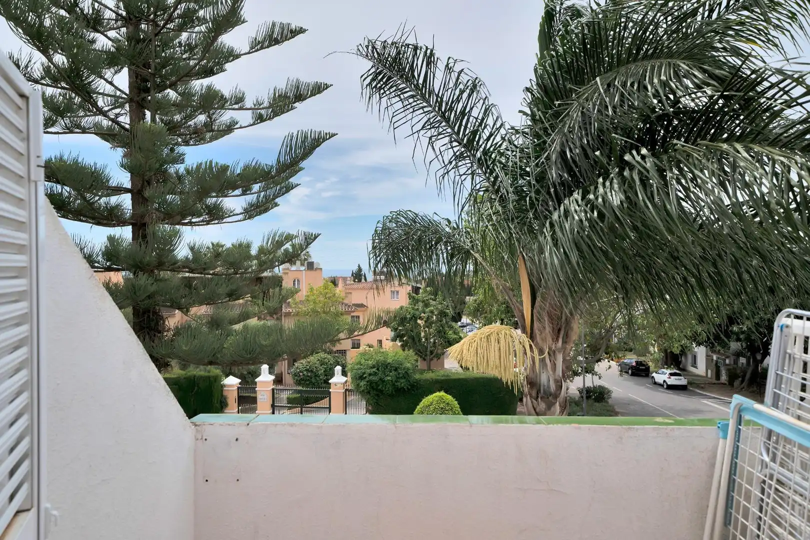 Vista exterior de Casa adosada en venta en Marbella con Aire acondicionado, Terraza y Trastero