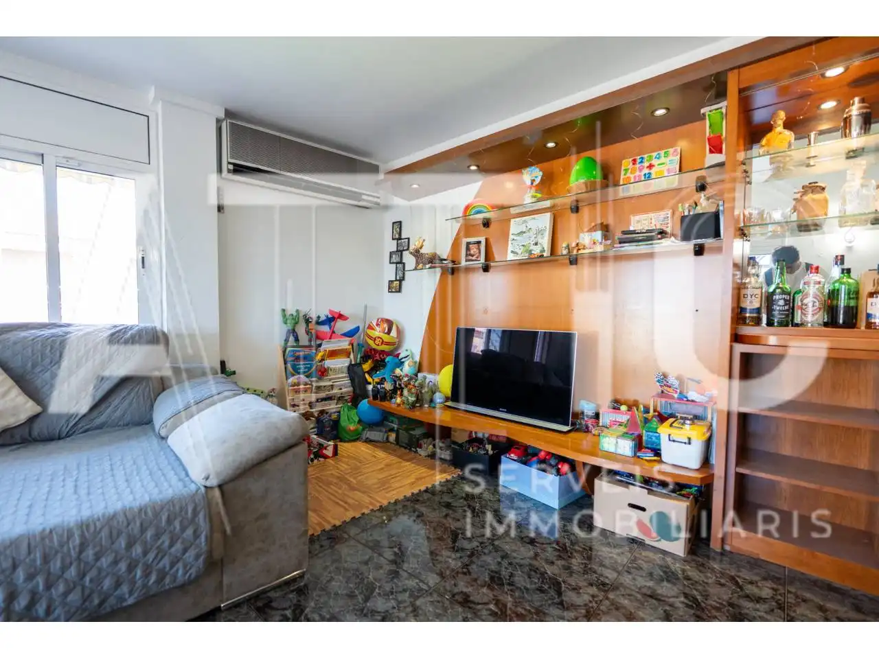 Sala de estar de Ático en venta en Polinyà con Aire acondicionado, Calefacción y Terraza