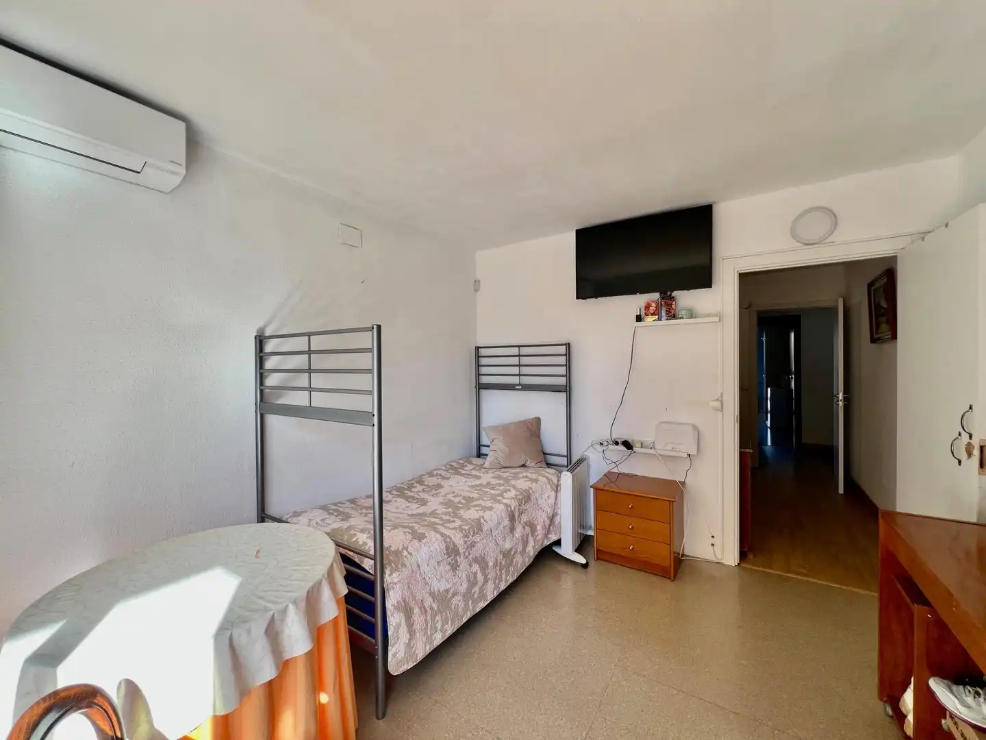 Habitación de Piso en venta en Sabadell con Aire acondicionado, Trastero y Balcón