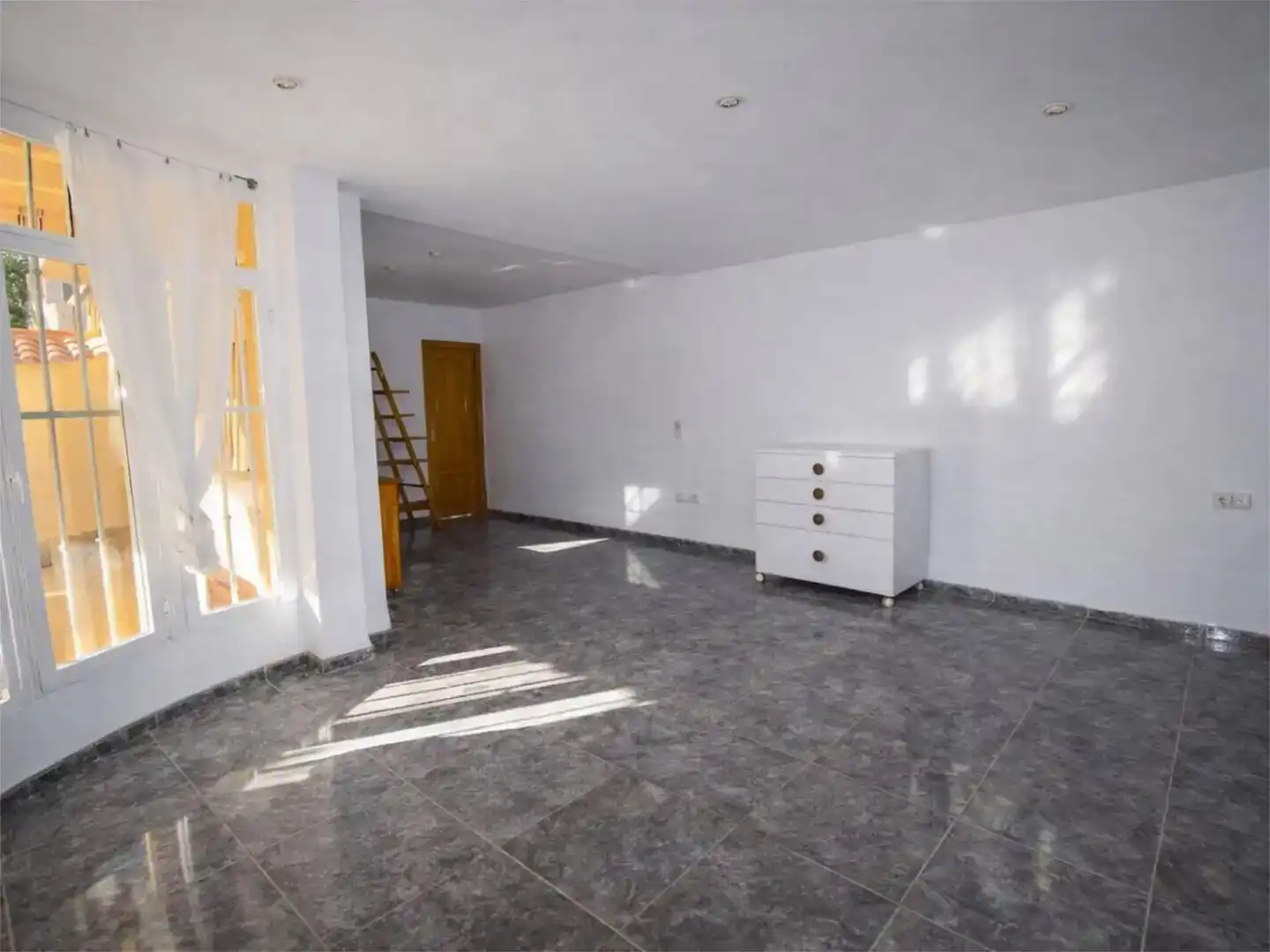 Pis en venda en L'Eliana amb Aire condicionat, Jardí privat i Parquet