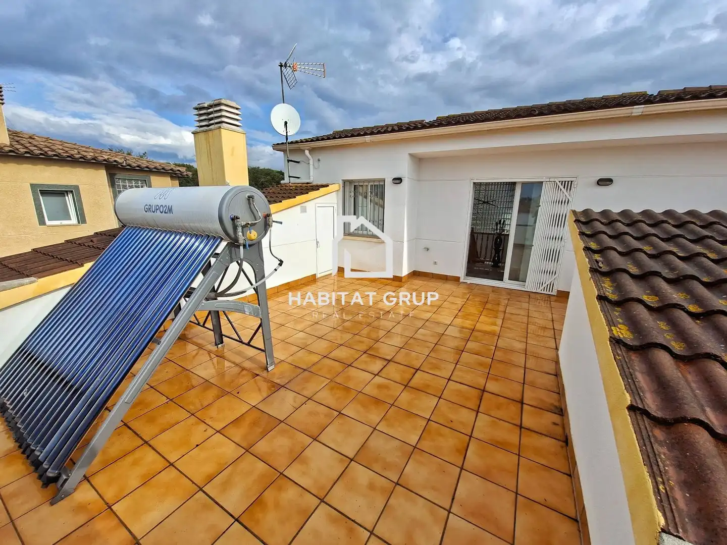 Casa con piscina en venta en Fenals, imagen 4