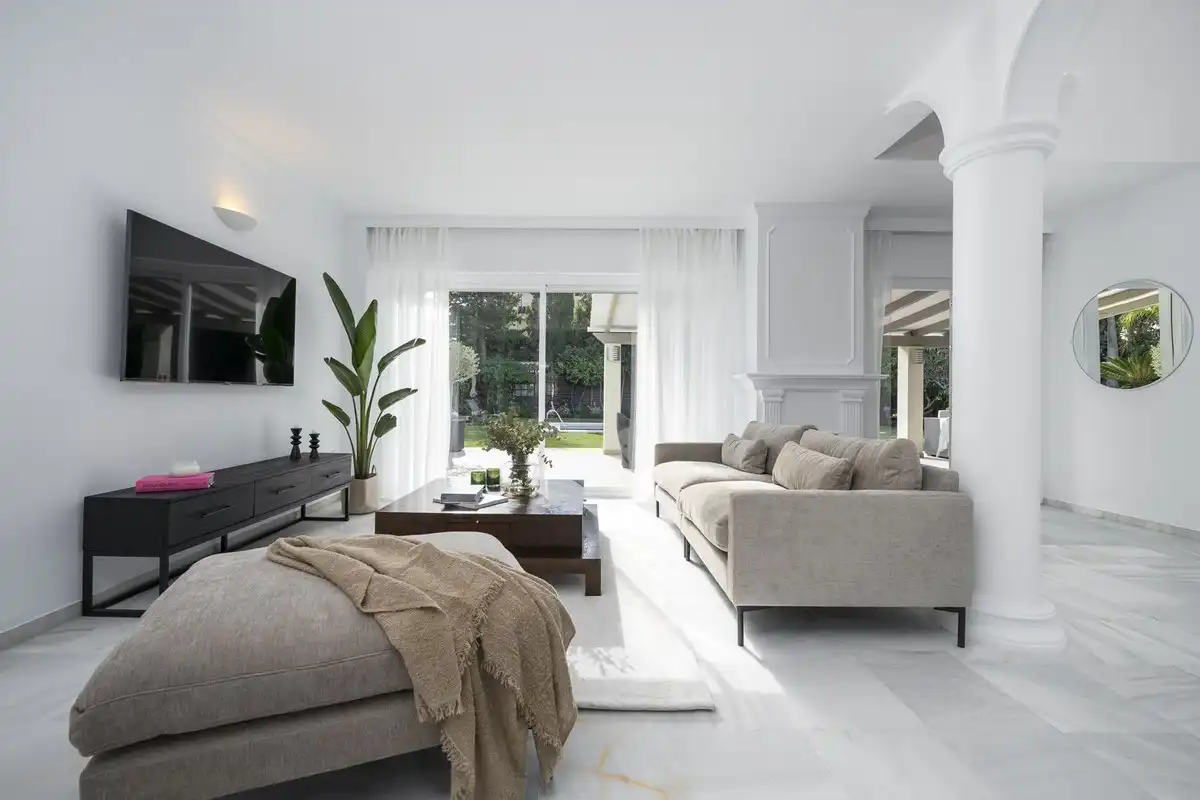 Chalet con piscina en venta en Nueva Andalucía, imagen 9