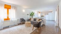Sala d'estar de Casa o xalet en venda en Teià amb Calefacció, Jardí privat i Terrassa