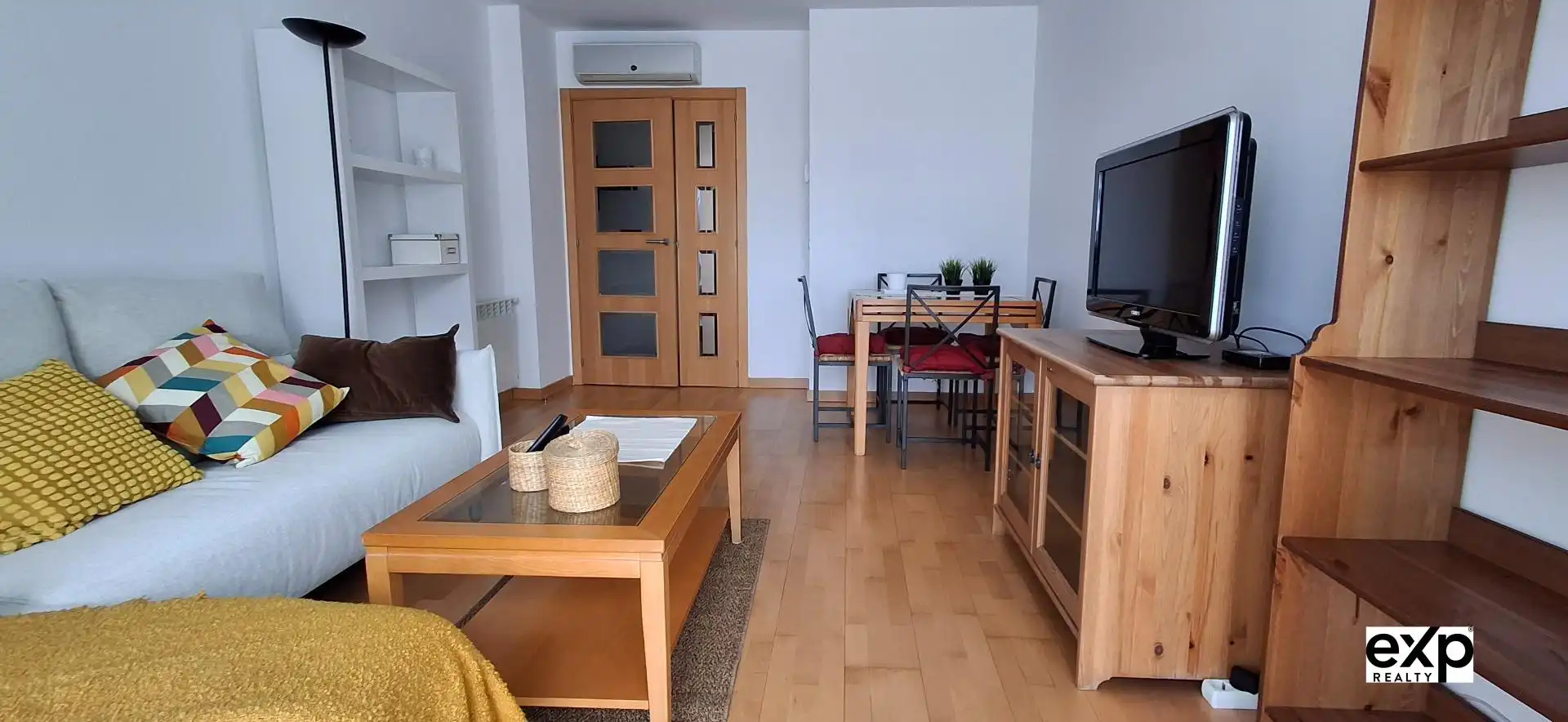 Living room of Apartments for rent in Madrid  with Air Conditioner, Heating and Private garden