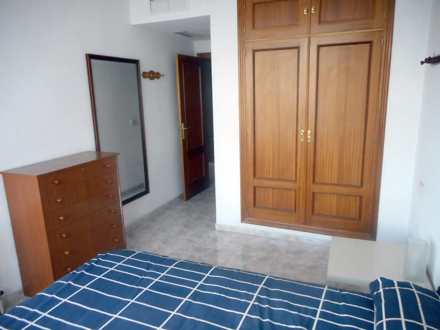 Schlafzimmer von Wohnungen zur Miete in Cáceres mit Klimaanlage und Möbliert