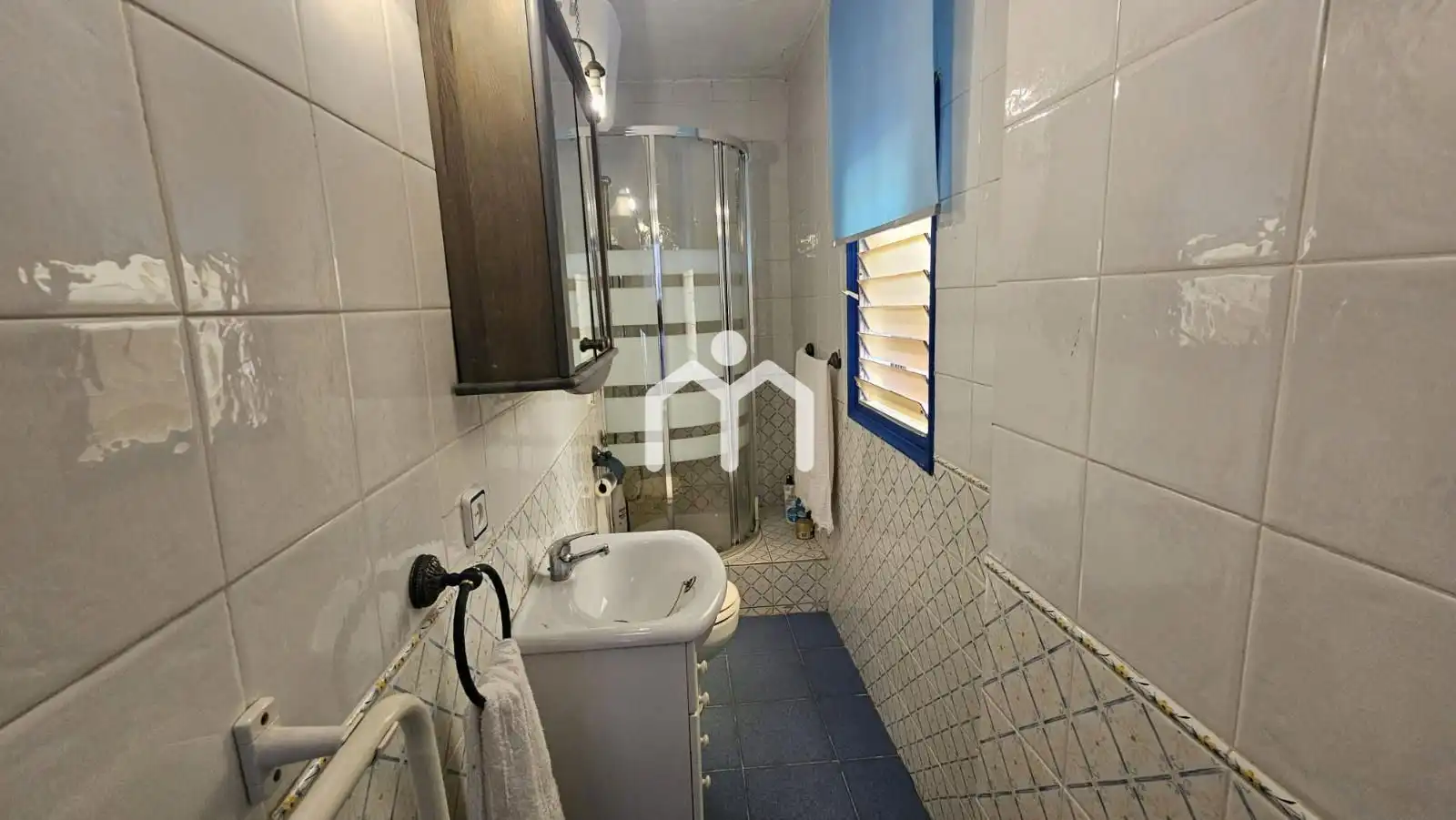 Baño de Ático en venta en Montgat con Aire acondicionado y Calefacción