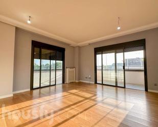 Living room of Flat to rent in Boadilla del Monte  with Air Conditioner, Heating and Terrace