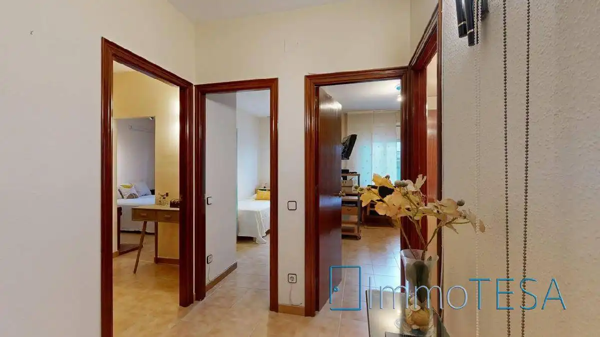 Piso en venta en Barberà del Vallès con Calefacción, Trastero y Balcón