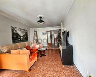 Living room of Flat to rent in  Sevilla Capital  with Air Conditioner, Terrace and Furnished