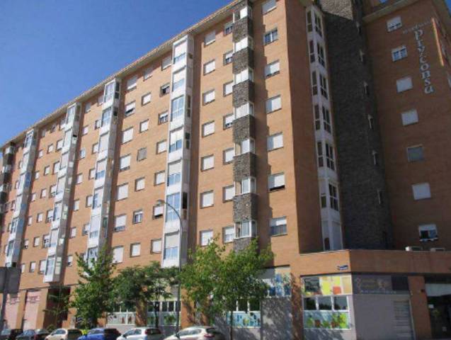 Garaje en Venta en Avenida Cerro Milano en Ensanche de Vallecas - La Gavia