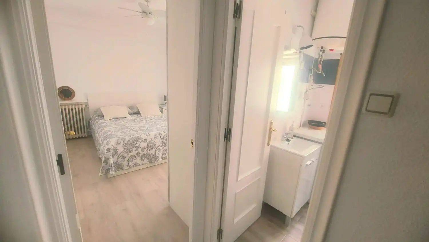Habitación de Apartamento de alquiler en Jaén con Calefacción y Amueblado