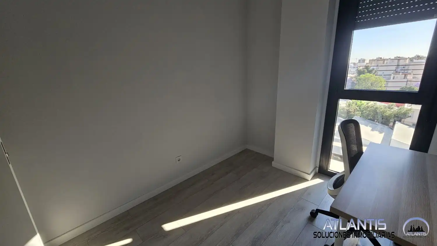 Balcony of Flat for sale in Sevilla  with Air Conditioner, Heating and Community pool