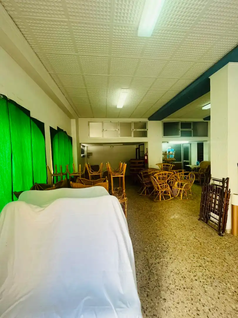 Business premises for sale in Calle Miranda, imagen 2