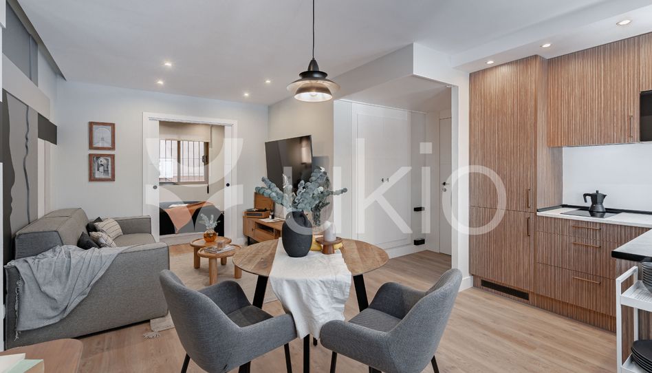 Apartamento de alquiler en Calle de Sor Ángela de la Cruz, 36, Castillejos - Cuzco - Imagen 2