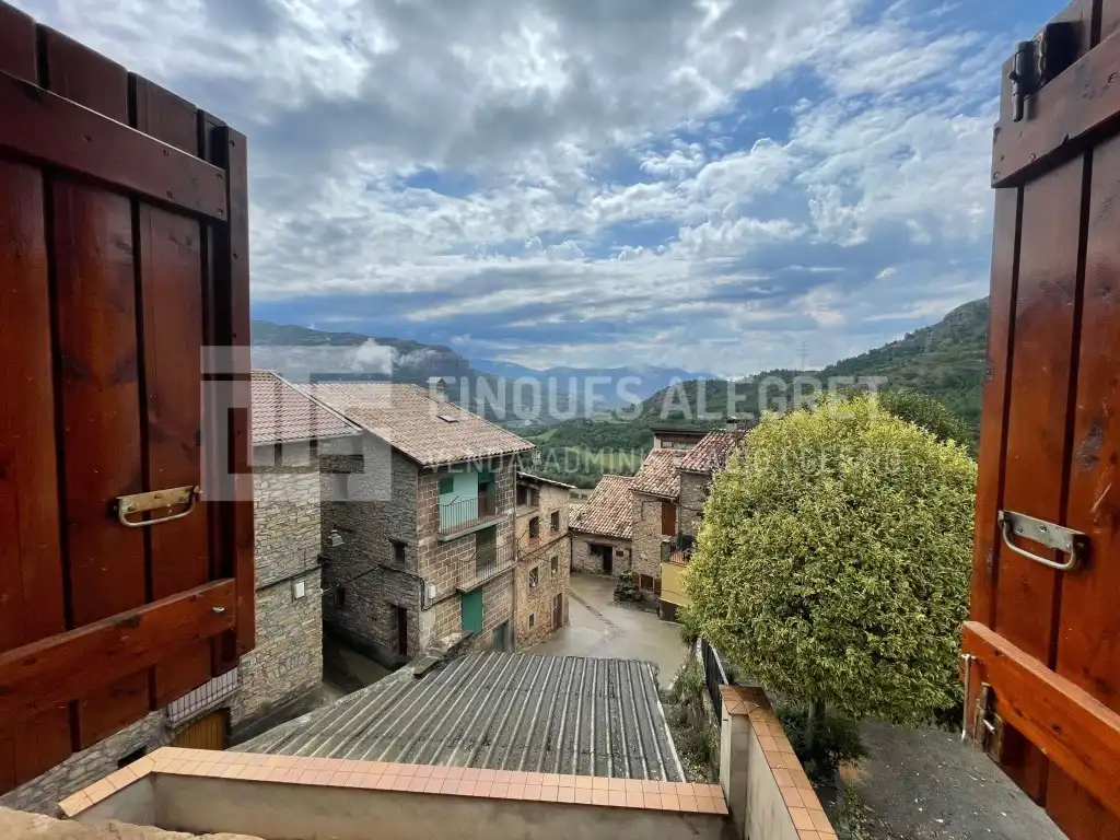 Vista exterior de Casa o xalet en venda en Conca de Dalt