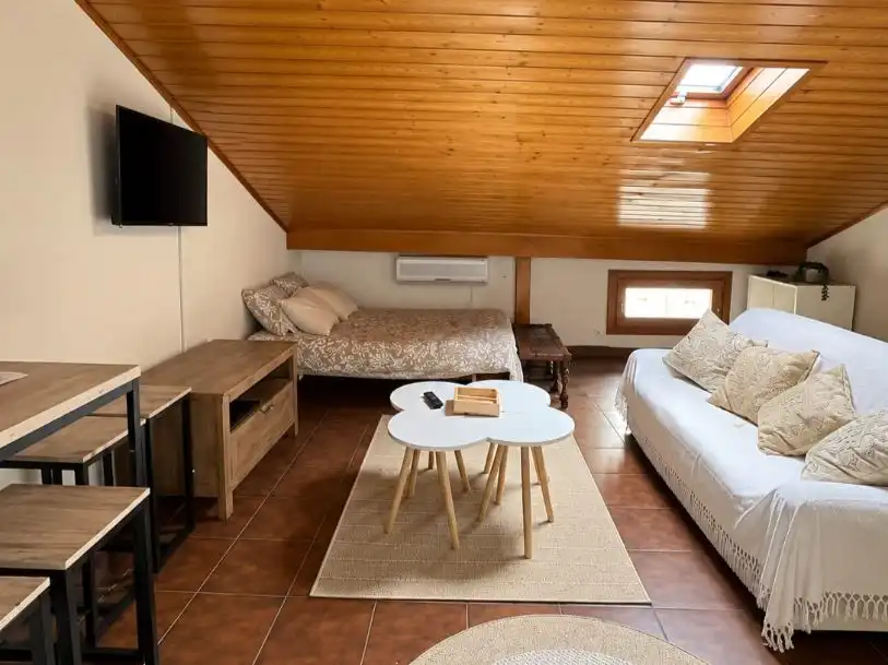 Wohnzimmer von Maisonette zum Verkauf in Arenas de San Pedro mit Klimaanlage und Balkon