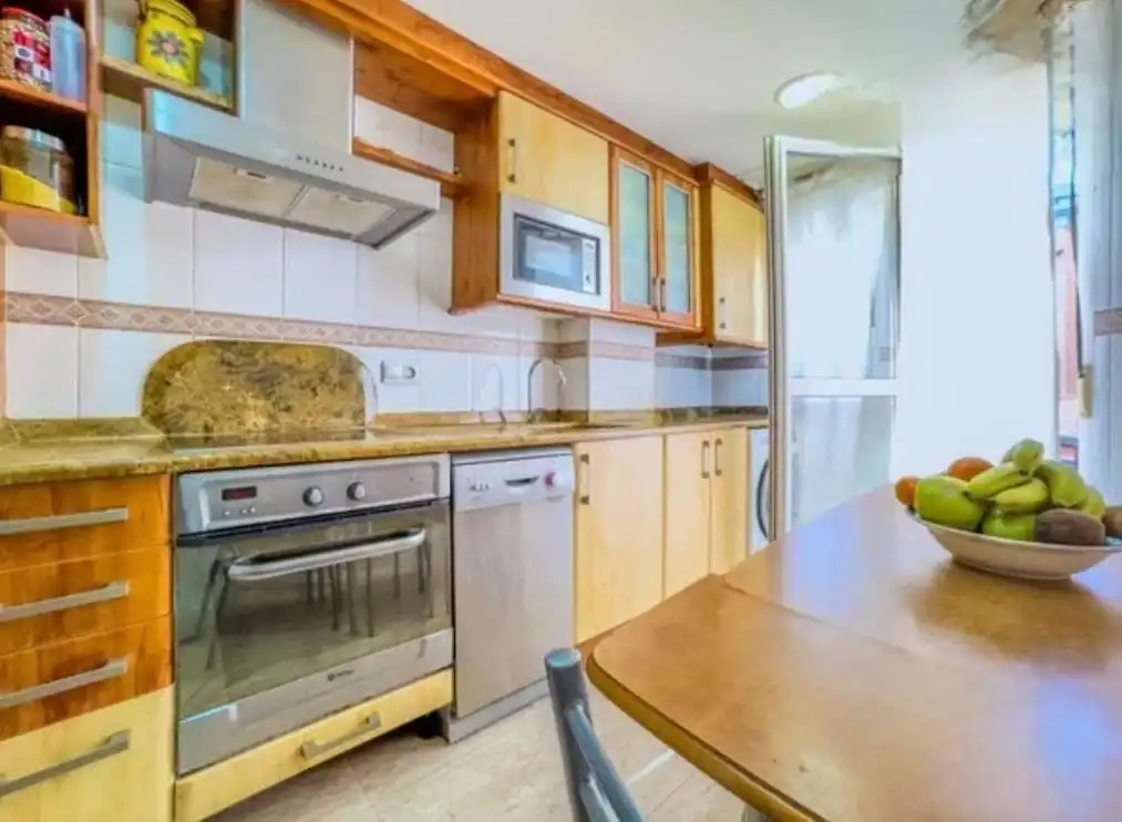 Maisonette zum Verkauf in Calle de la Gloria, Alisal - San Román